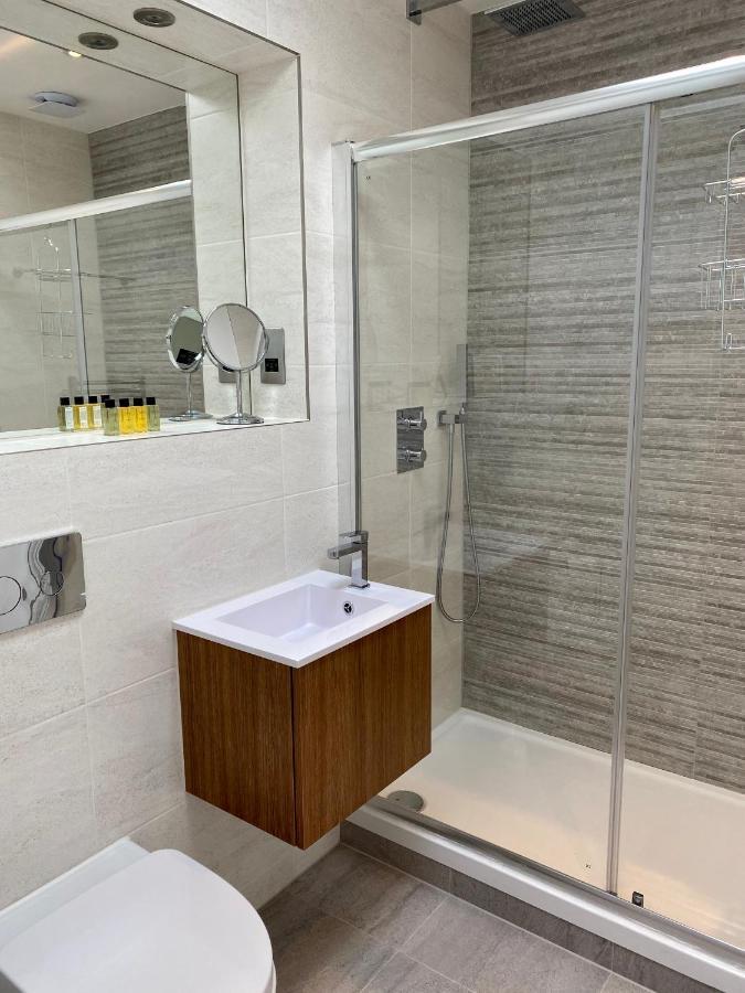 CC - Central Location Top Floor 2 Bed Deluxe Modern Apartment Stratford-upon-Avon Buitenkant foto